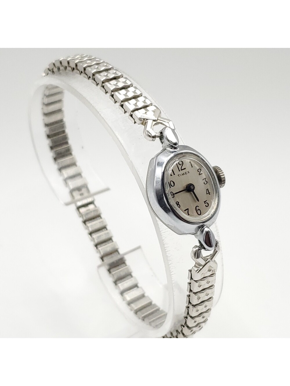 Vintage Timex Womens 17mm Mechanical Watch Expandable Band Running - Picture 2 of 13